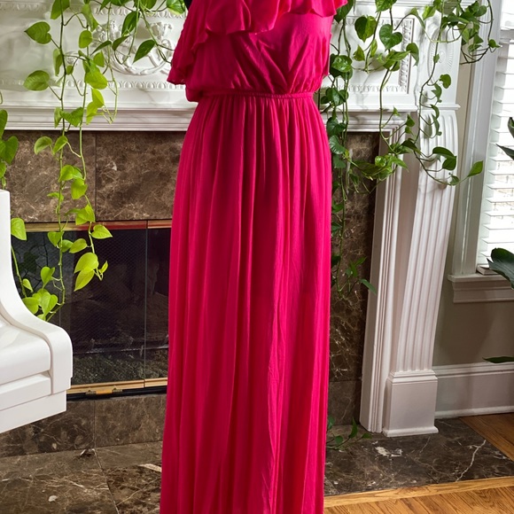 Fuchsia one shoulder maxi dress - Picture 2 of 5